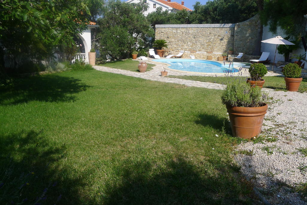 Apartments Lorenandreja Rab Town Eksteriør bilde